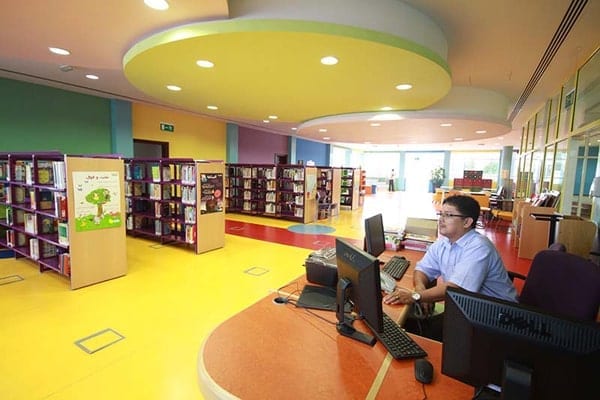 Al Mankhool Library - مكتبة المنخول