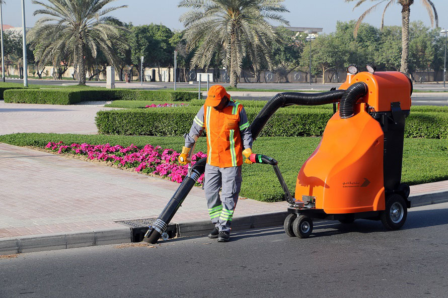 Dubai Municipality prepares to maintain public hygiene during Eid Al-Adha holiday - استعدادات مكثفة من بلدية دبي للحفاظ على النظافة العامة خلال عطلة عيد الأضحى المبارك