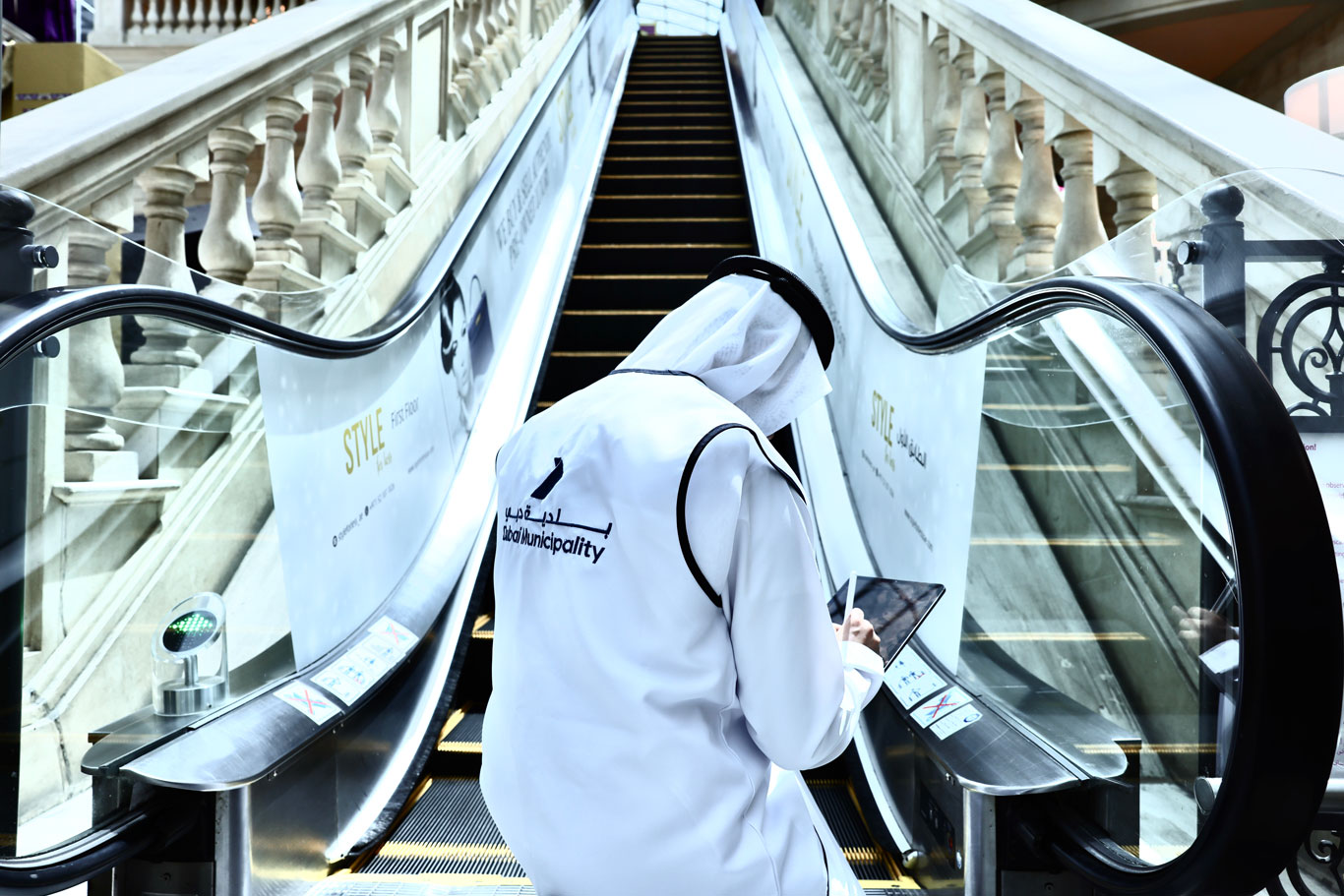 Dubai Municipality receives International Safety Award from British Safety Council